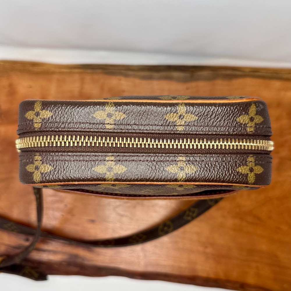 Louis Vuitton LV Monogram Danube 15 Crossbody Camera Bag Brown Tan SL0044 - Picture 13 of 16